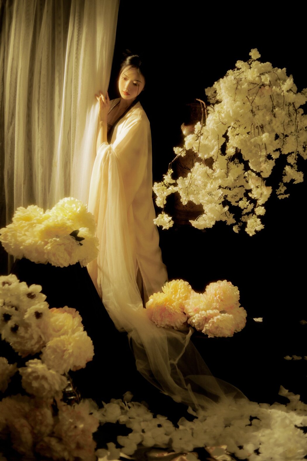 YiTuYu艺图语 Vol.2984 Yang Yang