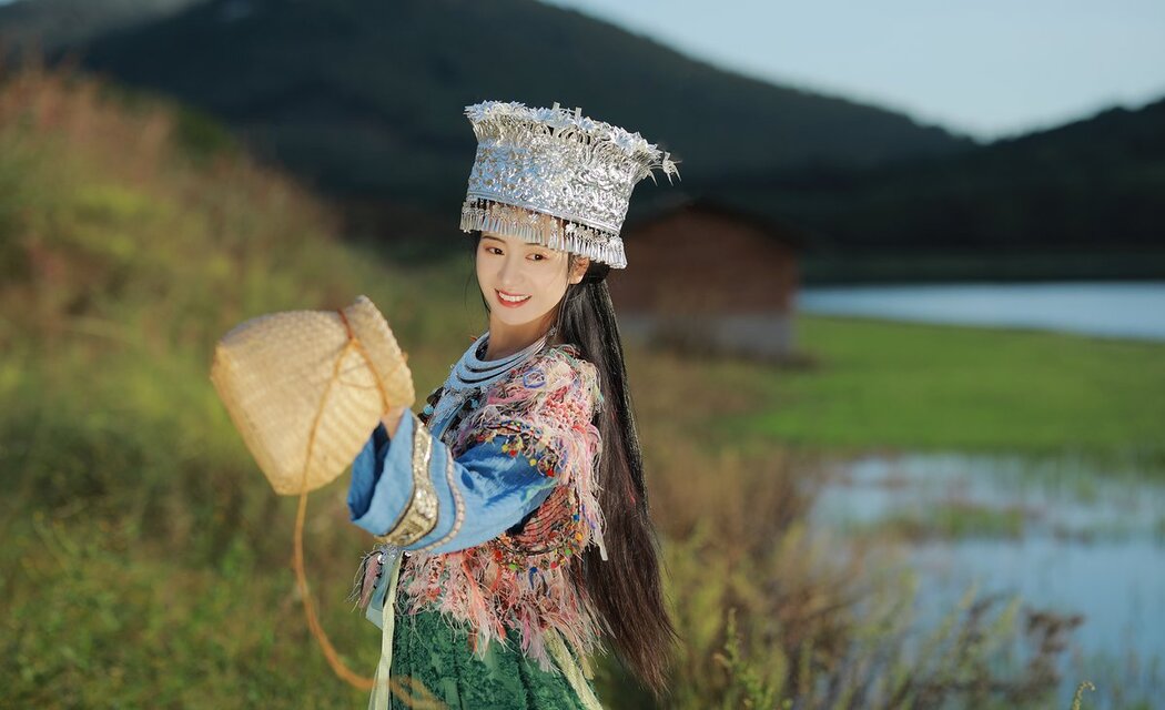 YiTuYu艺图语 Vol.2954 Yu Jin