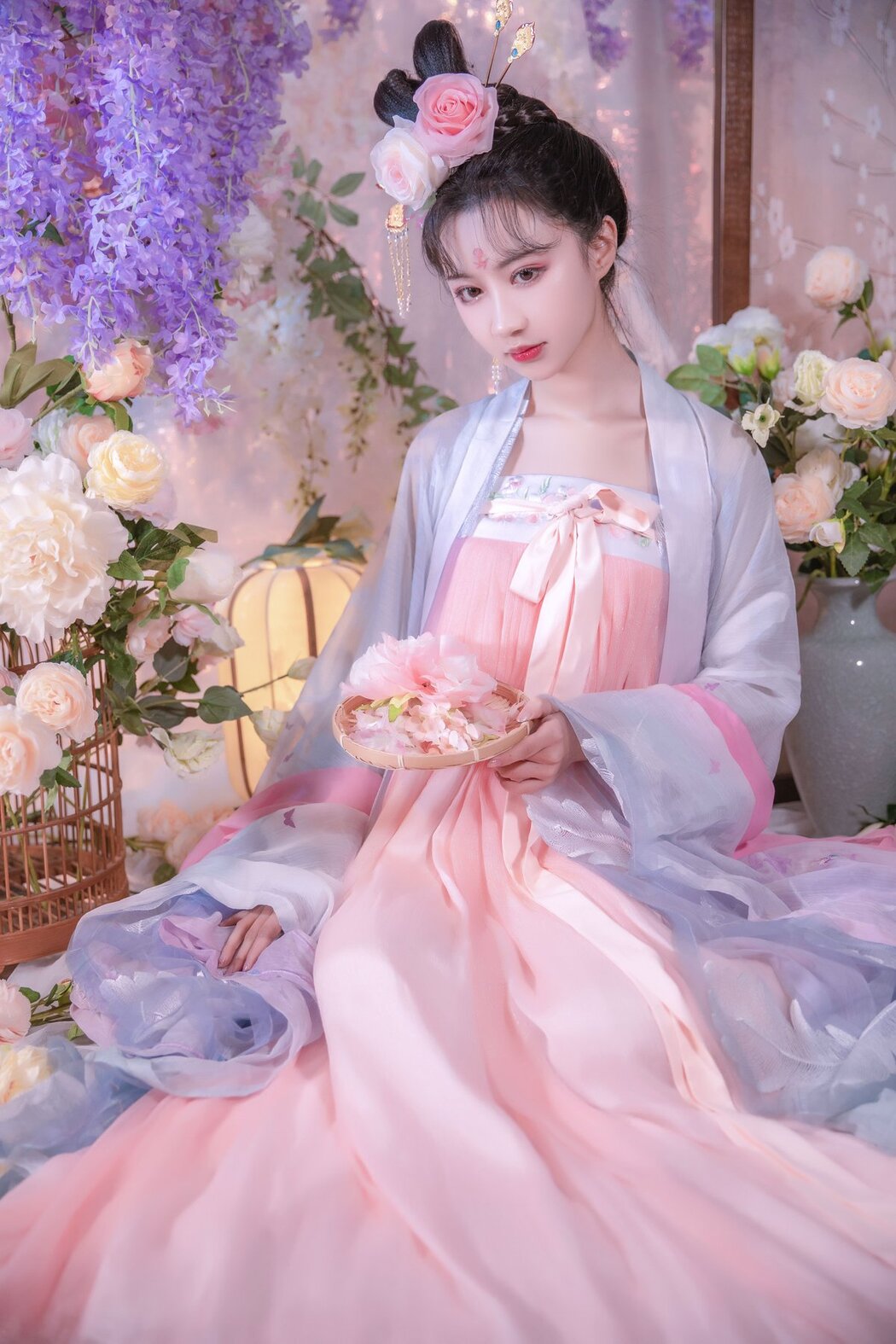 YiTuYu艺图语 Vol.2928 Qi Luo Sheng De Xiao Su Su