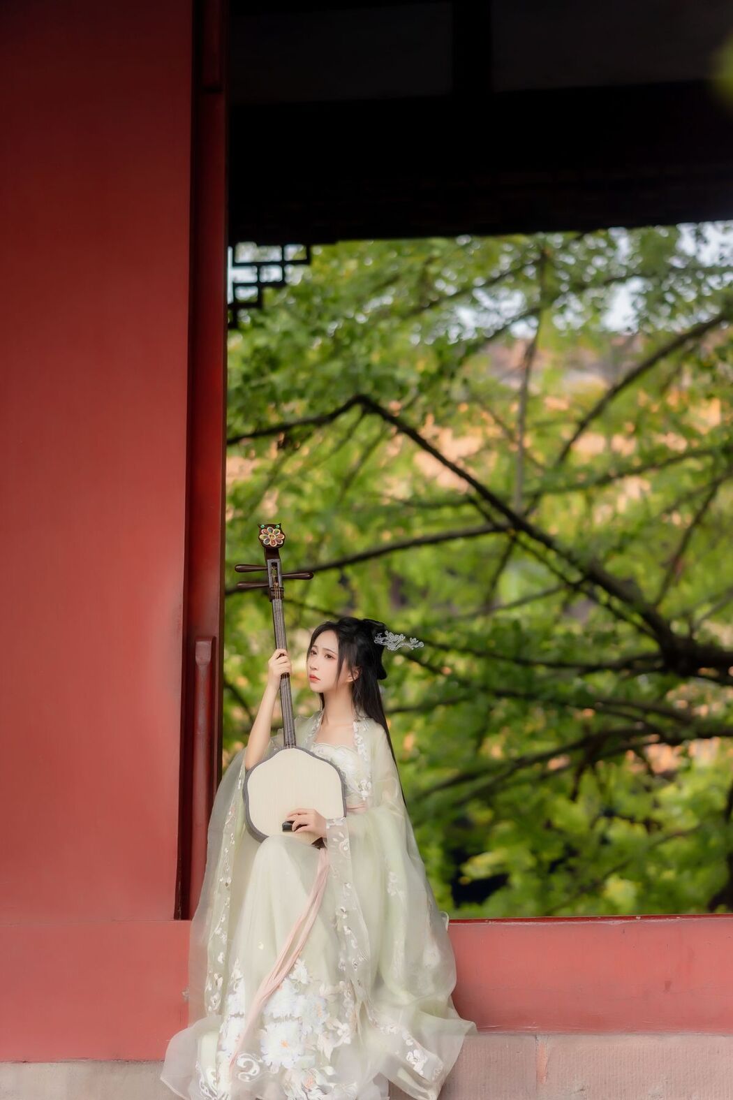 YiTuYu艺图语 Vol.3069 Qi Luo Sheng De Xiao Su Su