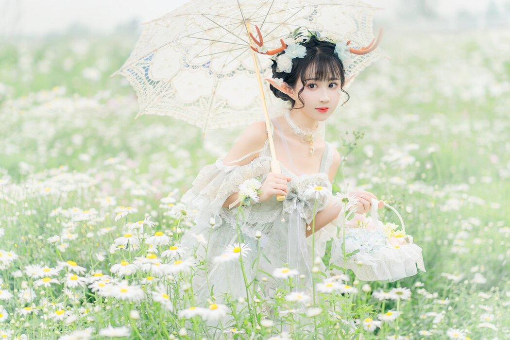 YiTuYu艺图语 Vol.2933 Qi Luo Sheng De Xiao Su Su