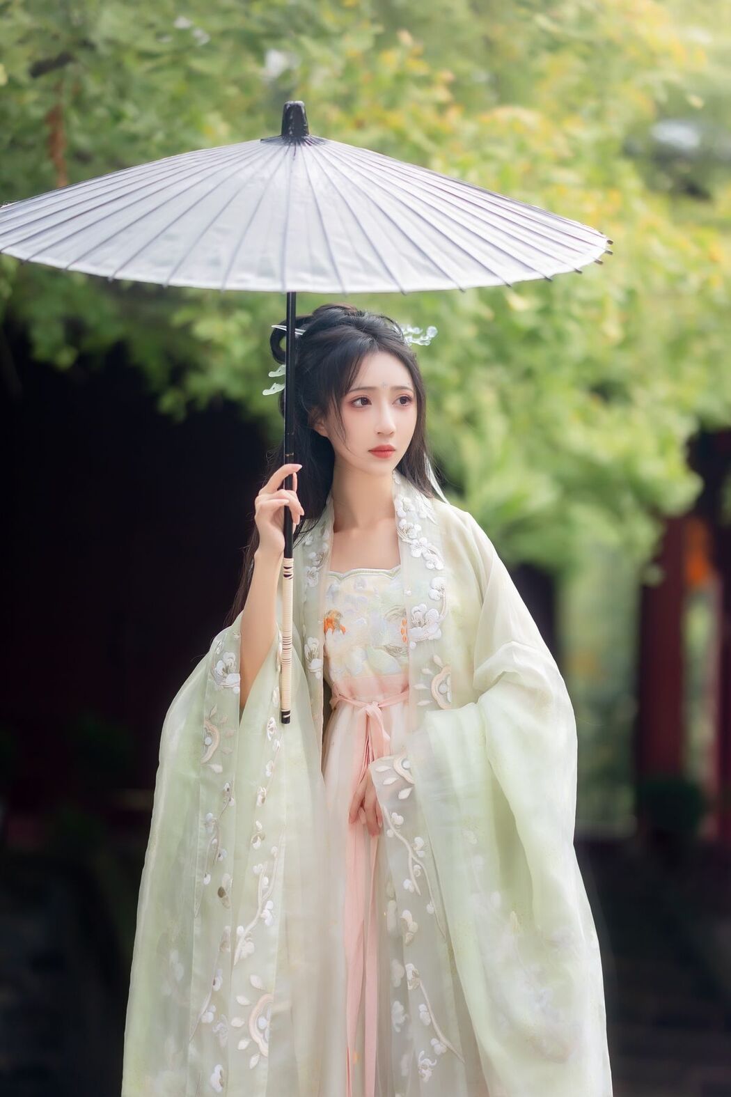 YiTuYu艺图语 Vol.3069 Qi Luo Sheng De Xiao Su Su