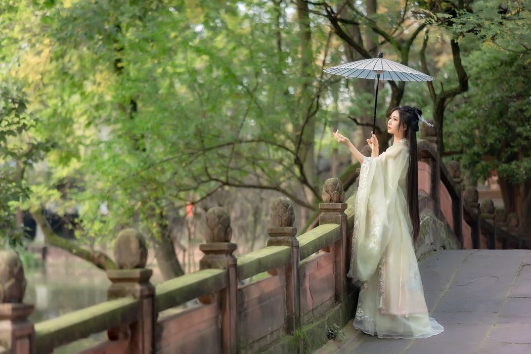 YiTuYu艺图语 Vol.3069 Qi Luo Sheng De Xiao Su Su