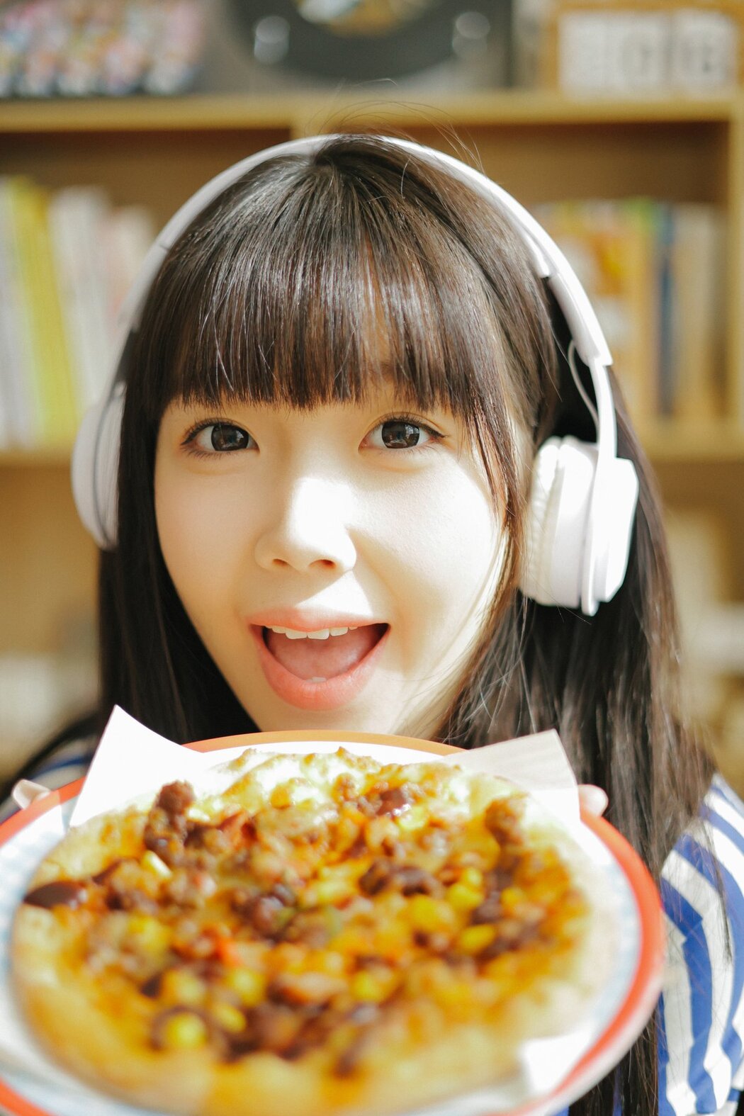 YiTuYu艺图语 Vol.2988 Xiao Bing Gan