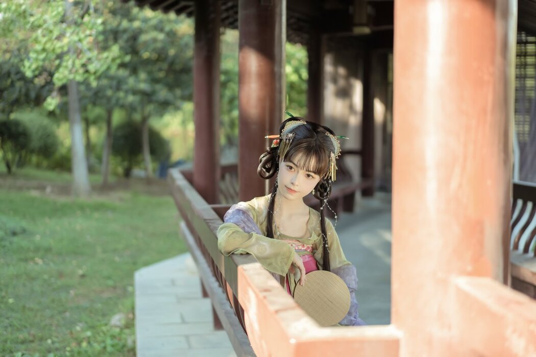 YiTuYu艺图语 Vol.3004 Bai Bian Xiao Ying