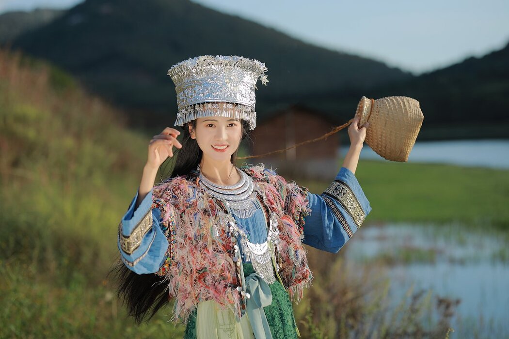 YiTuYu艺图语 Vol.2954 Yu Jin