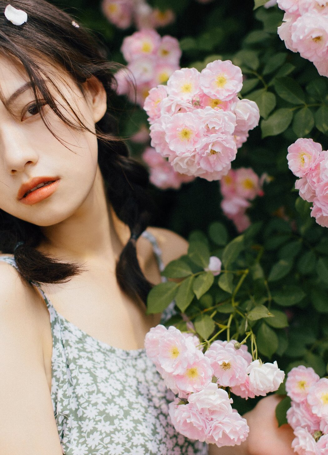 YiTuYu艺图语 Vol.2925 Jiu Yue