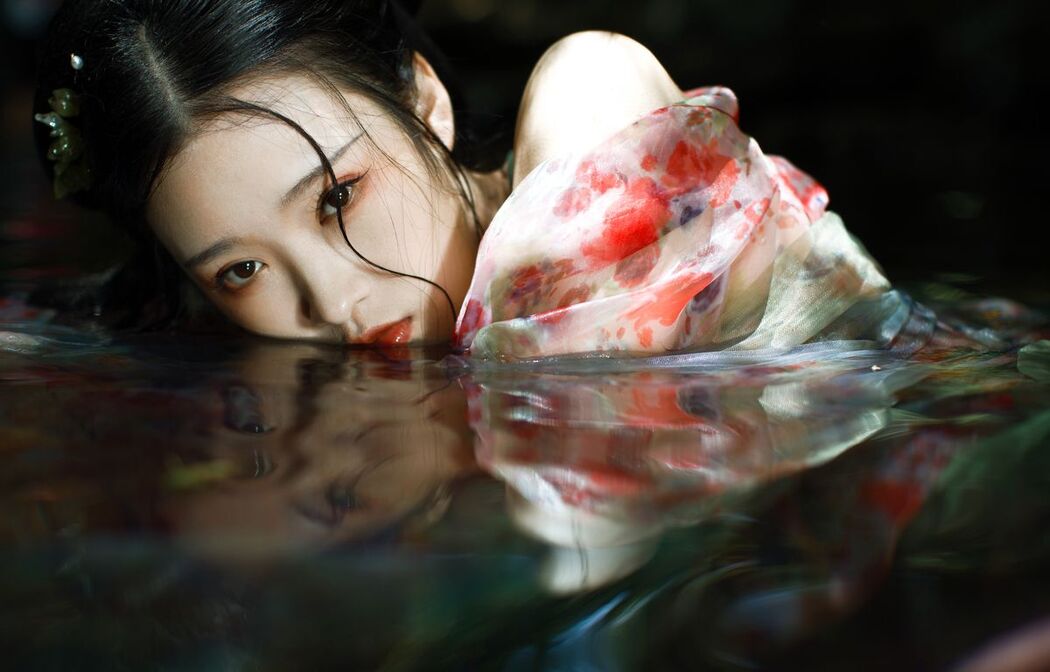 YiTuYu艺图语 Vol.3072 Li Li Si