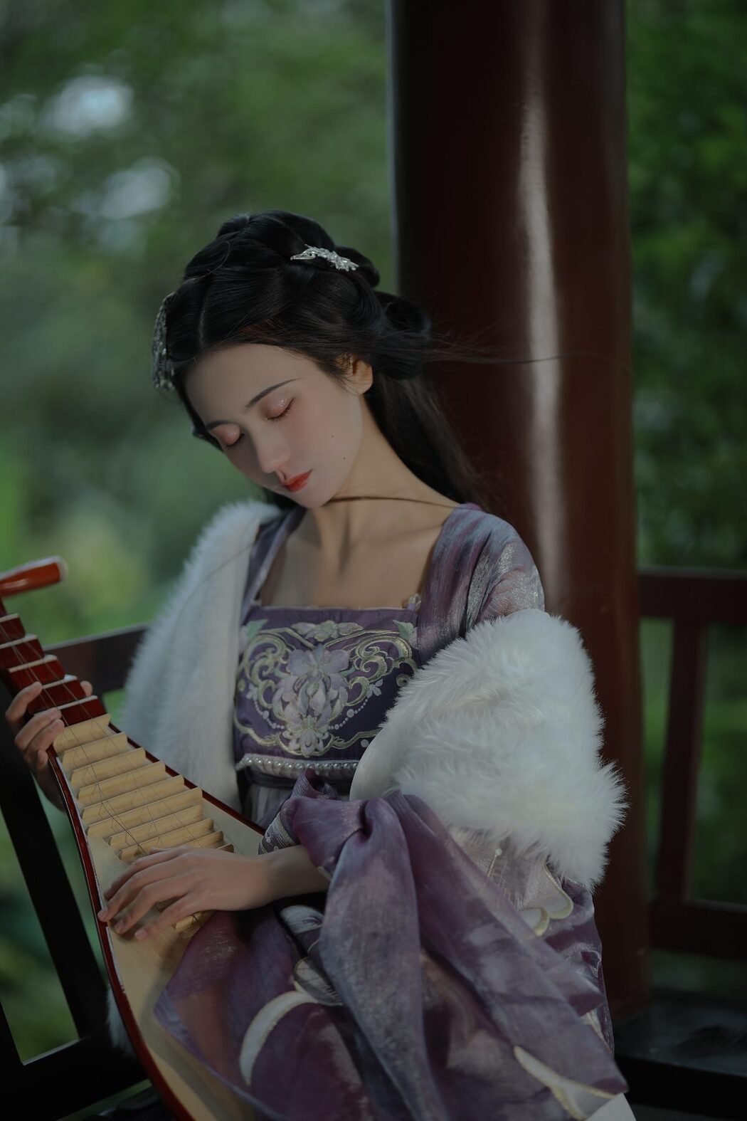 YiTuYu艺图语 Vol.3111 Yu Jin