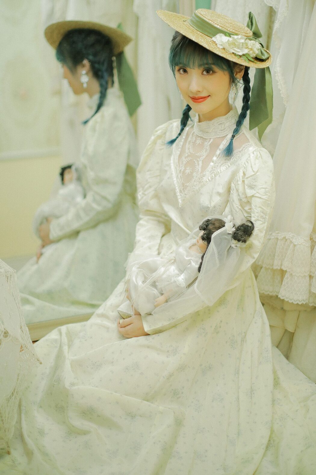 YiTuYu艺图语 Vol.3083 Xiao Cao Cover Photo