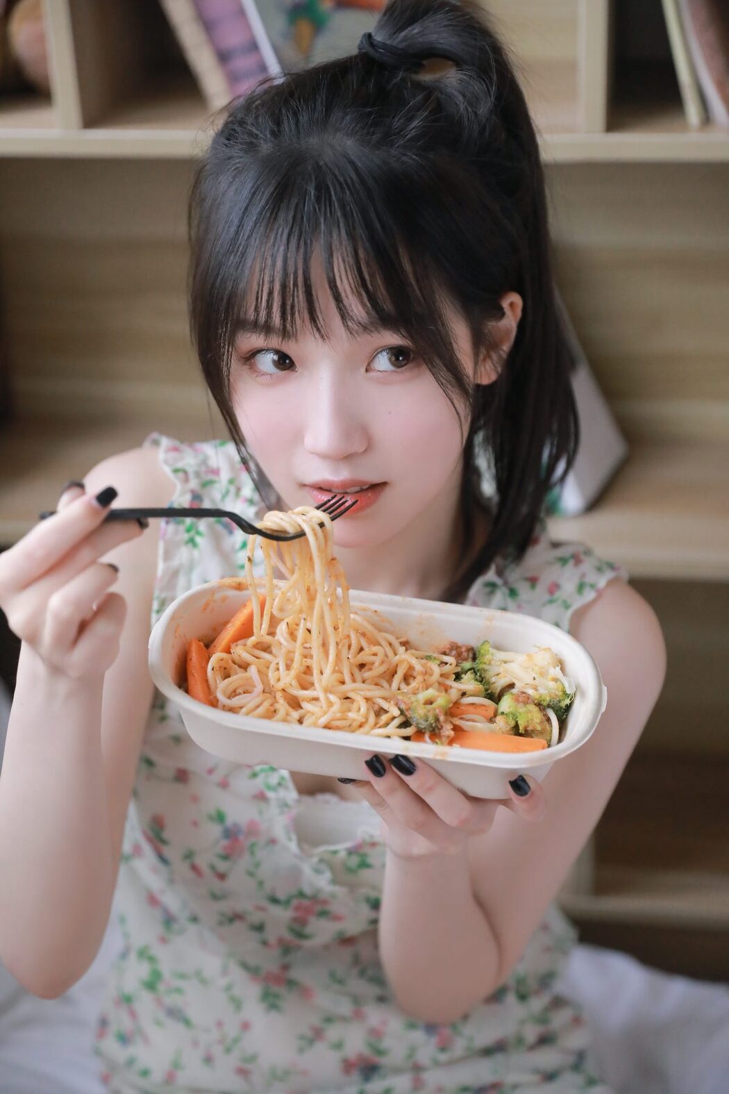 YiTuYu艺图语 Vol.3082 Echo