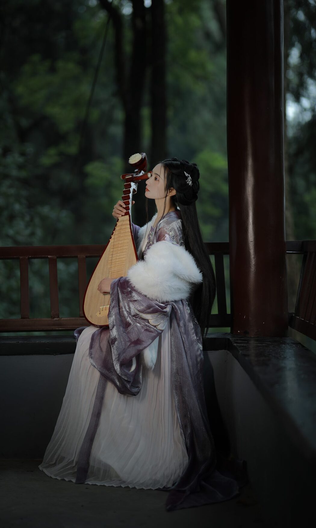 YiTuYu艺图语 Vol.3111 Yu Jin