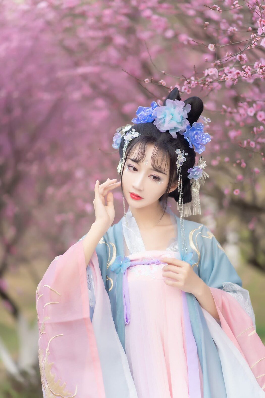 YiTuYu艺图语 Vol.3086 Qi Luo Sheng De Xiao Su Su