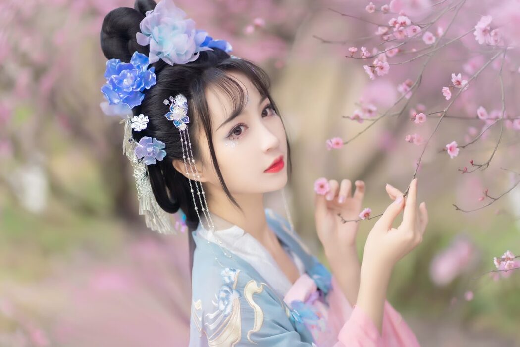 YiTuYu艺图语 Vol.3086 Qi Luo Sheng De Xiao Su Su