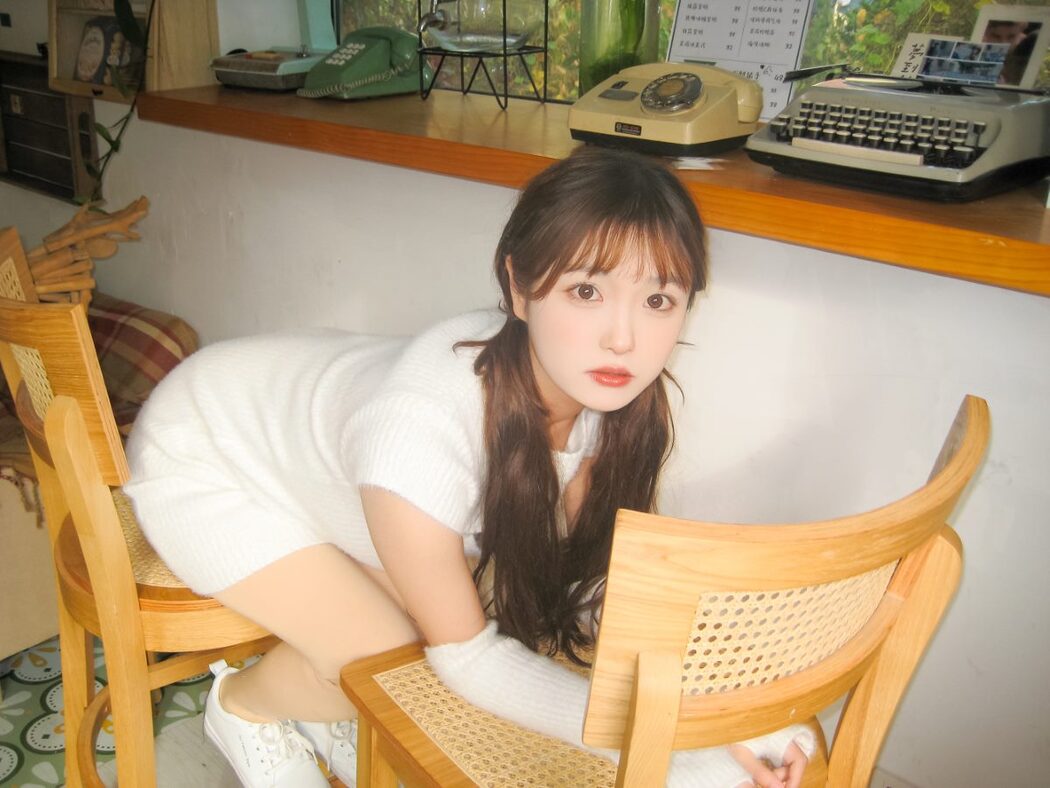 YiTuYu艺图语 Vol.3100 Zha Ji Bing Ke Le