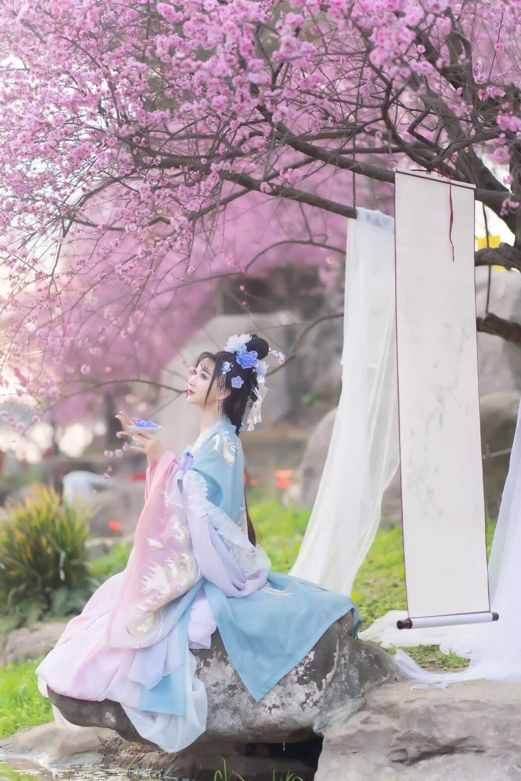 YiTuYu艺图语 Vol.3086 Qi Luo Sheng De Xiao Su Su
