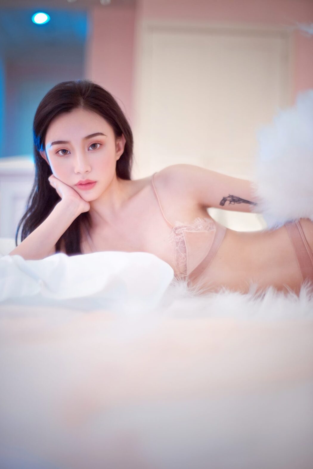 YiTuYu艺图语 Vol.3096 Ju Zi