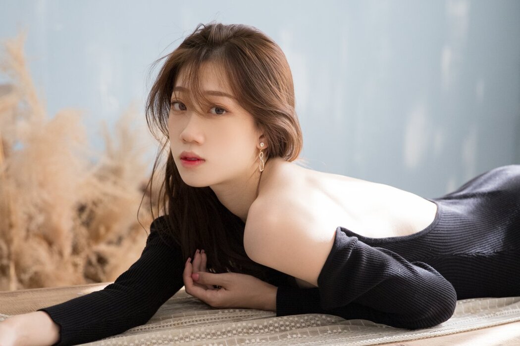 YiTuYu艺图语 Vol.313 Yi Duo Da Jing Jing