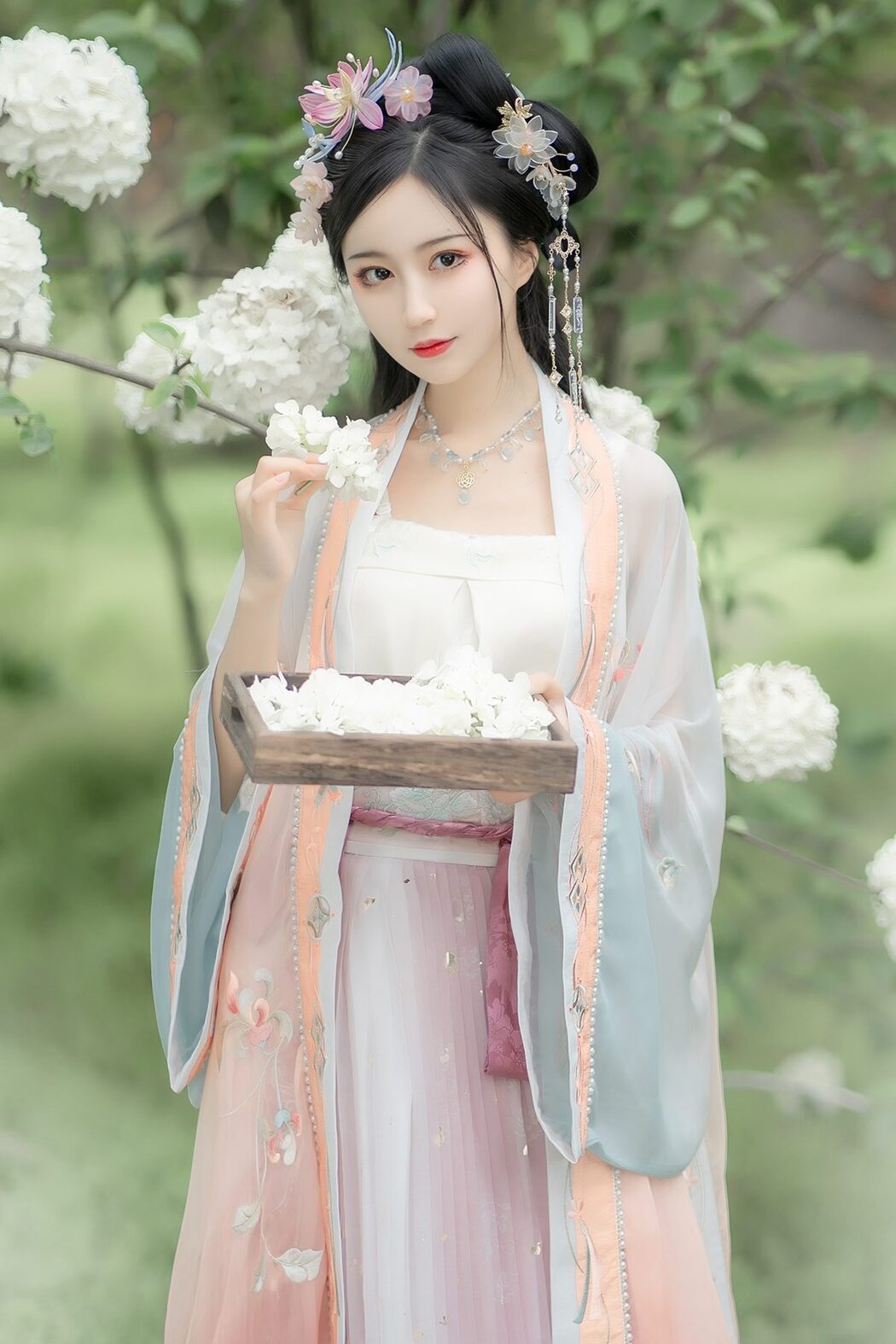 YiTuYu艺图语 Vol.3170 Qi Luo Sheng De Xiao Su Su Cover Photo