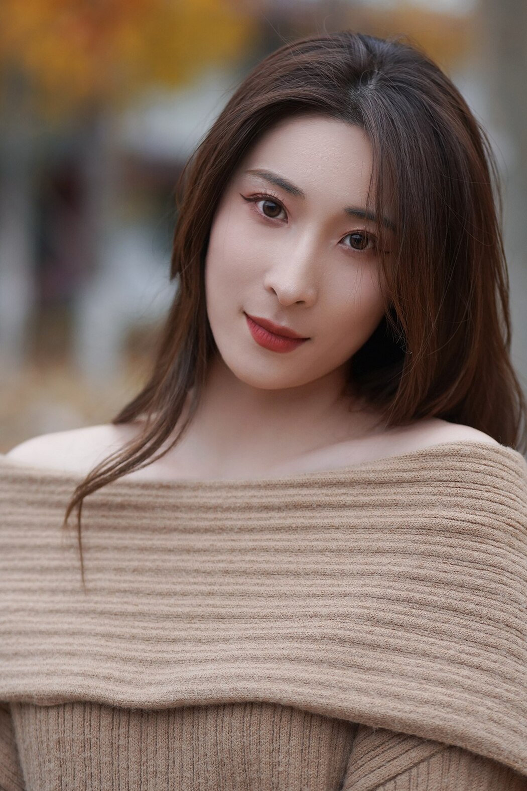 YiTuYu艺图语 Vol.3184 A Yin Cover Photo