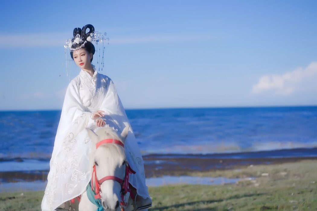 YiTuYu艺图语 Vol.3183 Qi Luo Sheng De Xiao Su Su