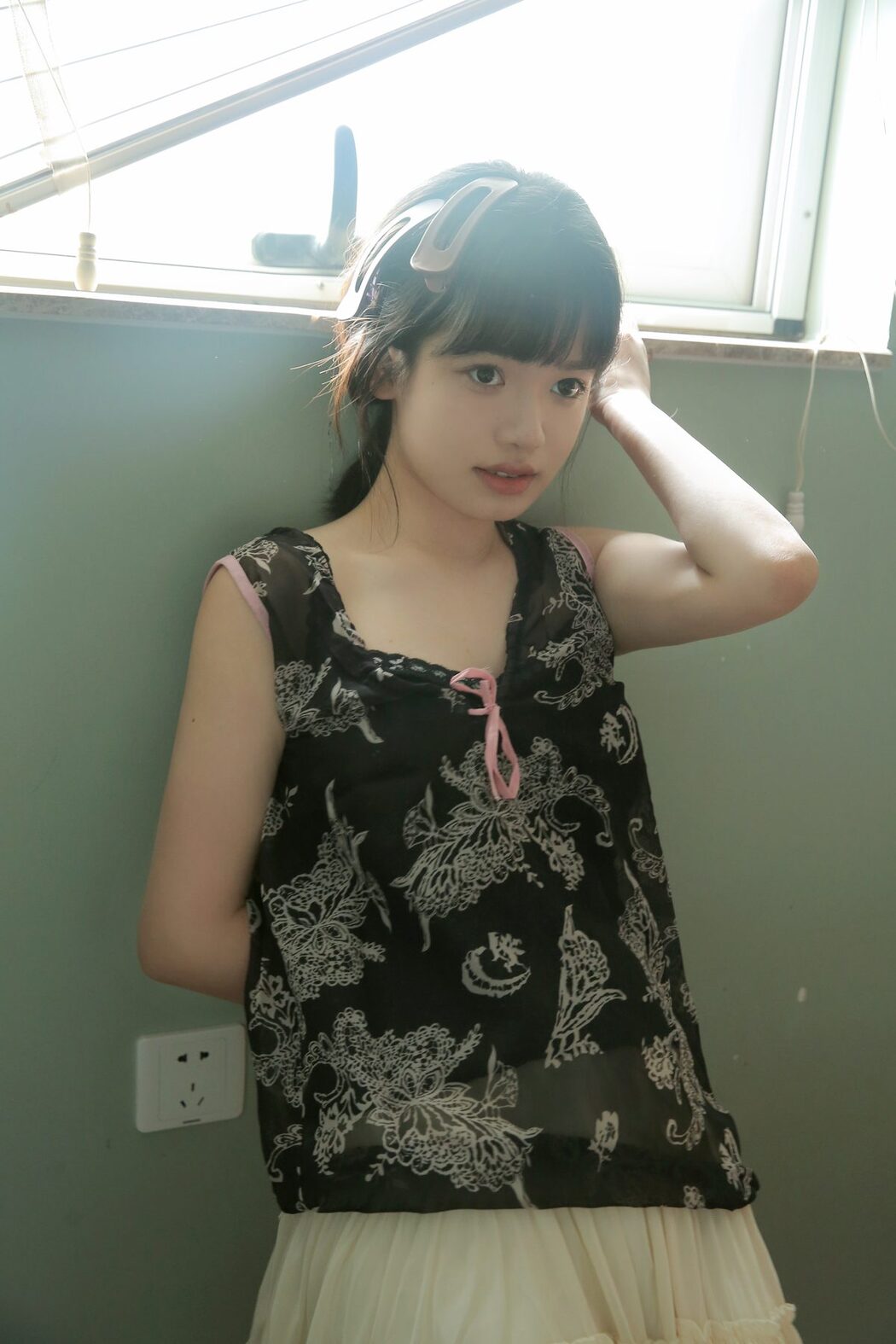 YiTuYu艺图语 Vol.3201 Pan Ni De Jian Jian Wei