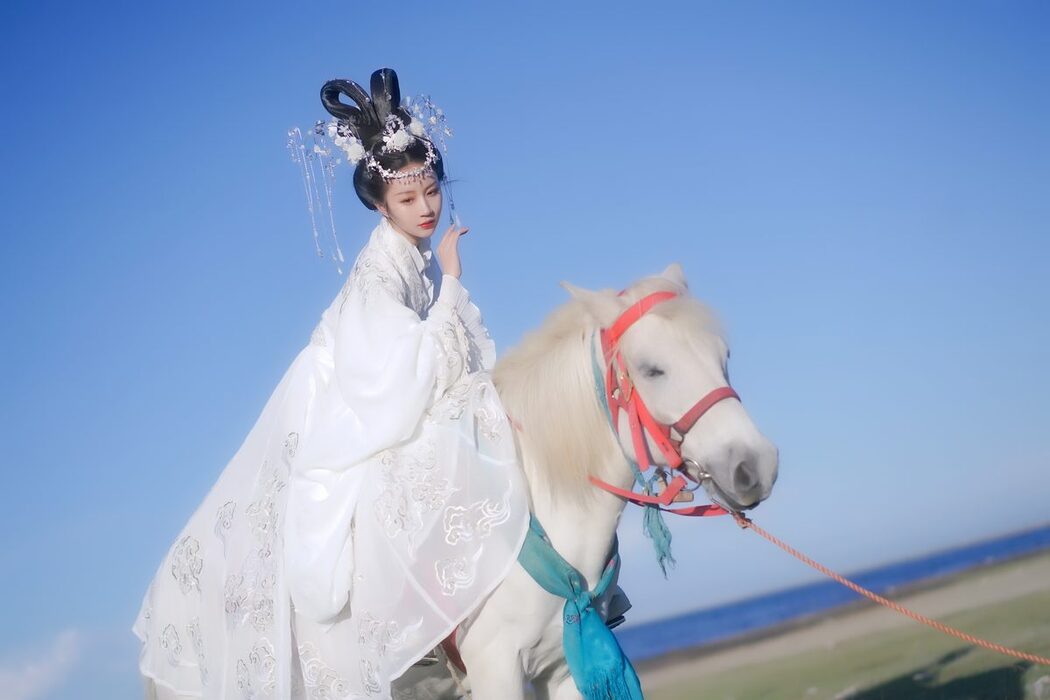 YiTuYu艺图语 Vol.3183 Qi Luo Sheng De Xiao Su Su