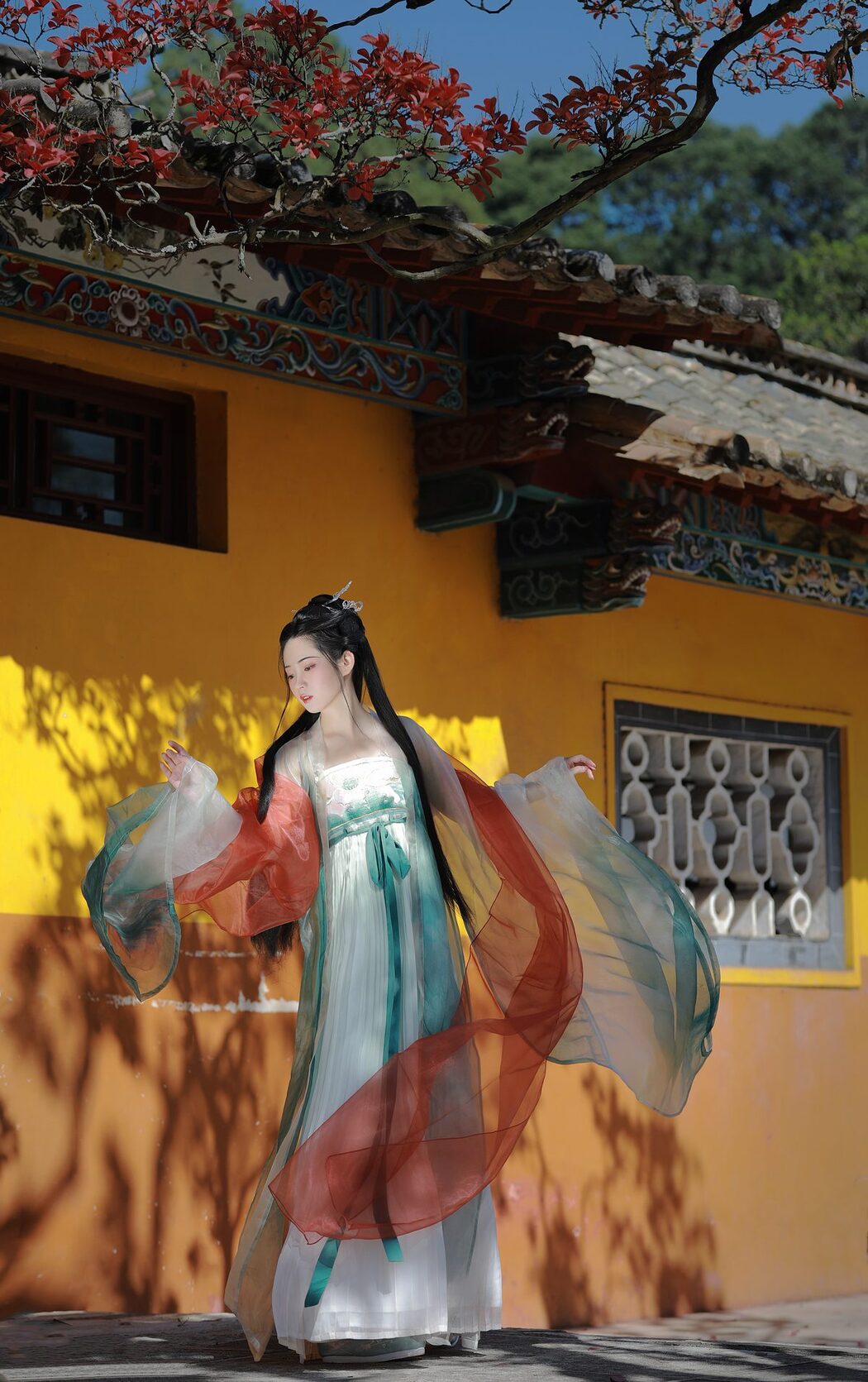 YiTuYu艺图语 Vol.3137 Luo Hua Ren Du Li