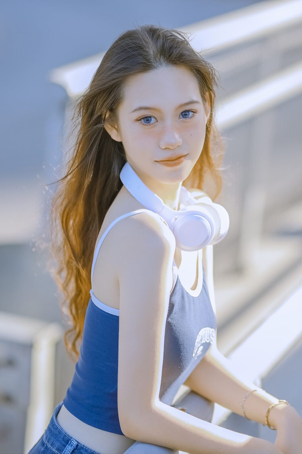 YiTuYu艺图语 Vol.3119 Pei Xin Cover Photo