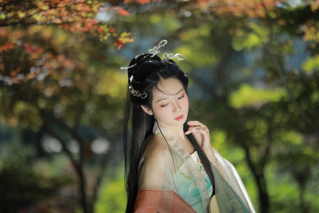 YiTuYu艺图语 Vol.3137 Luo Hua Ren Du Li