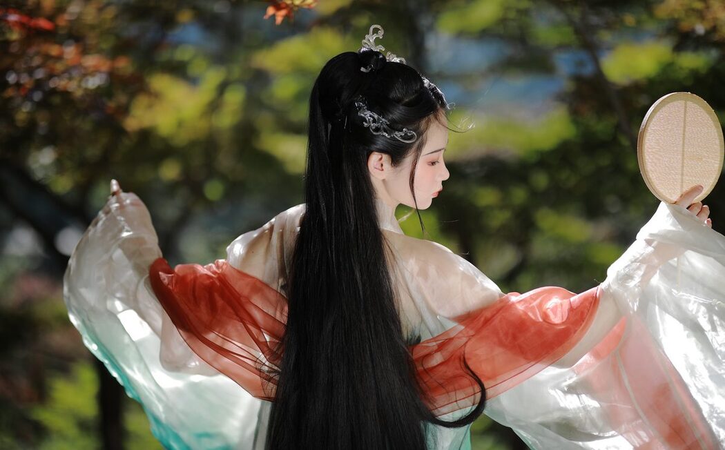 YiTuYu艺图语 Vol.3137 Luo Hua Ren Du Li