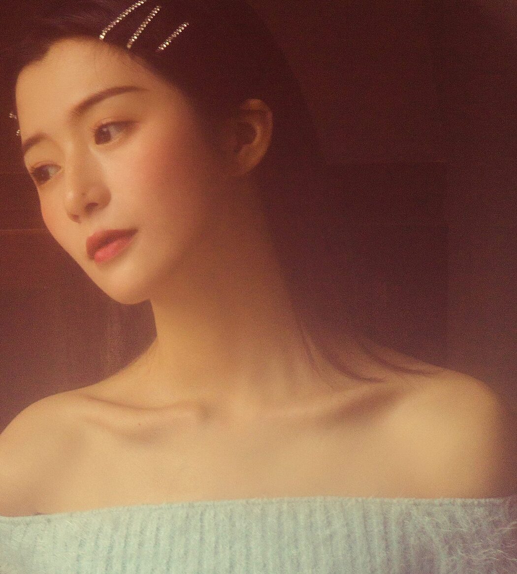 YiTuYu艺图语 Vol.3153 Liang Jia Xin