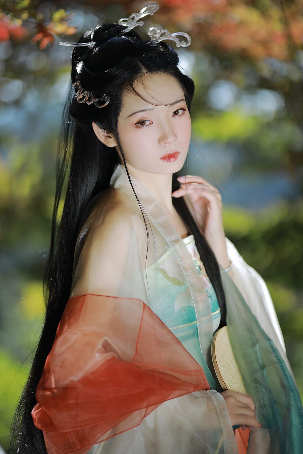 YiTuYu艺图语 Vol.3137 Luo Hua Ren Du Li Cover Photo