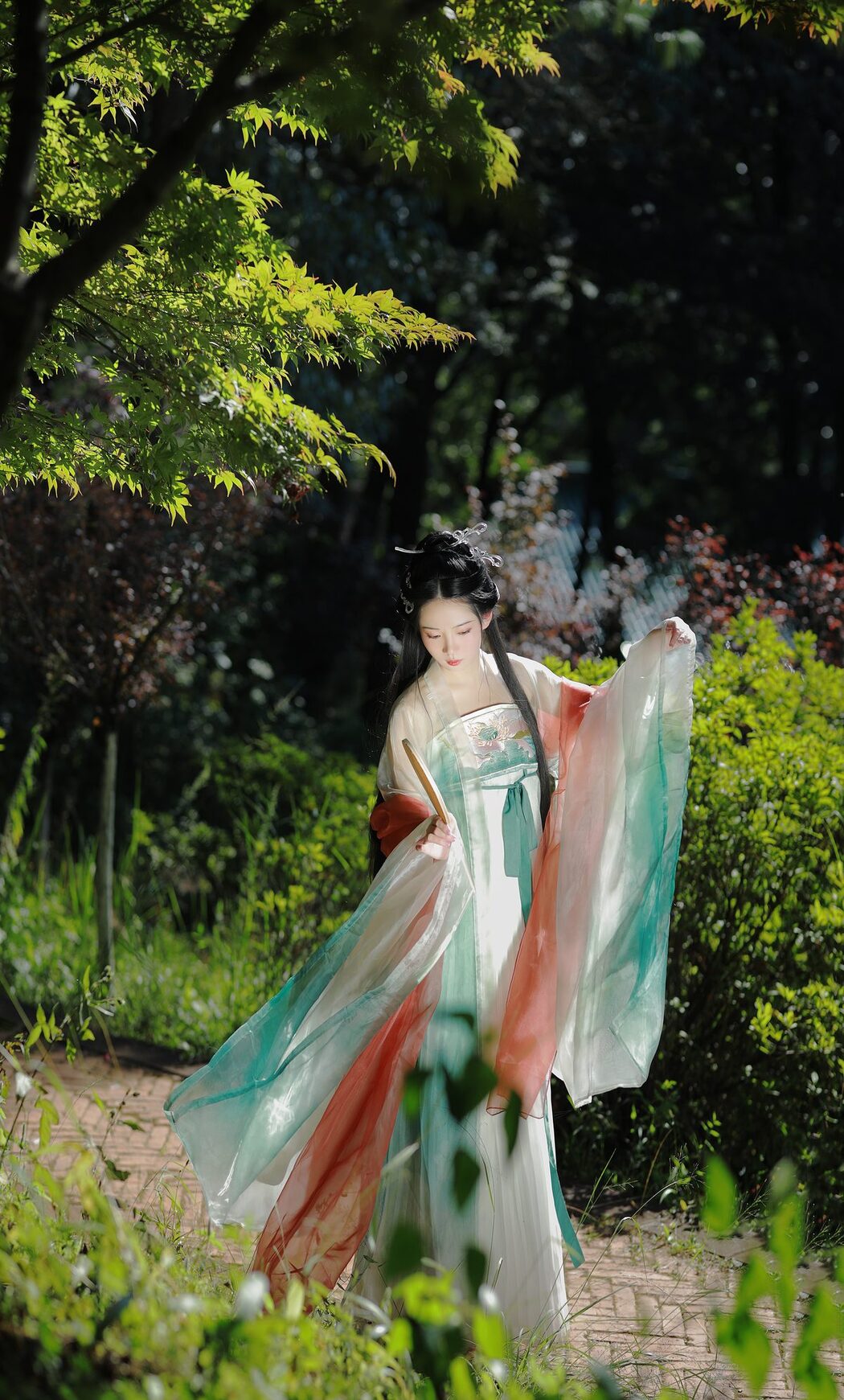 YiTuYu艺图语 Vol.3137 Luo Hua Ren Du Li