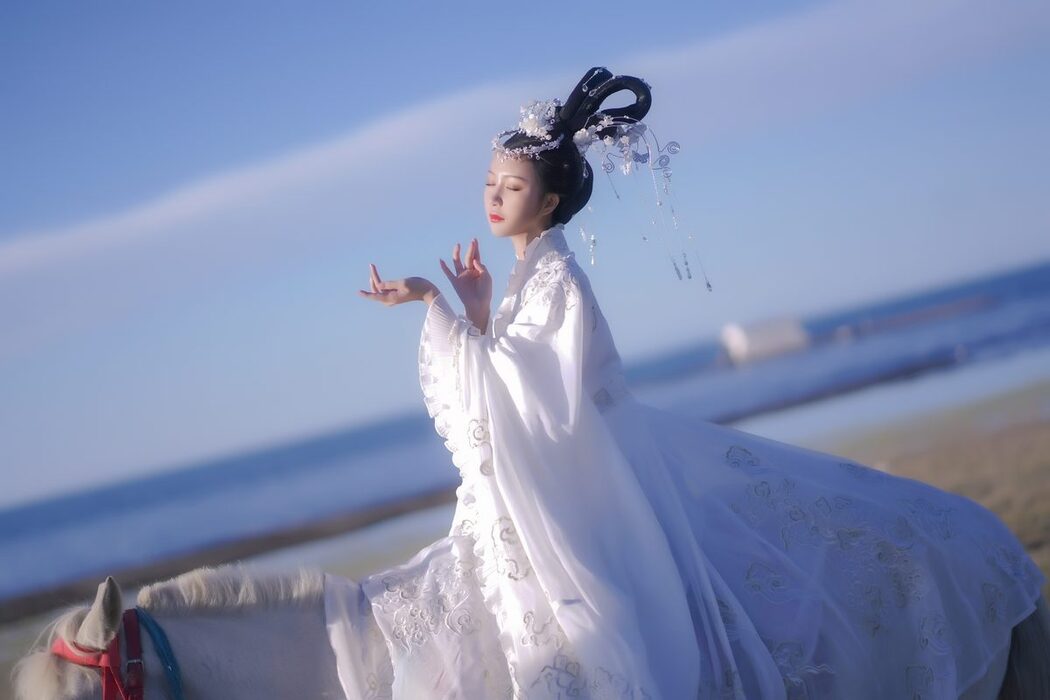 YiTuYu艺图语 Vol.3183 Qi Luo Sheng De Xiao Su Su