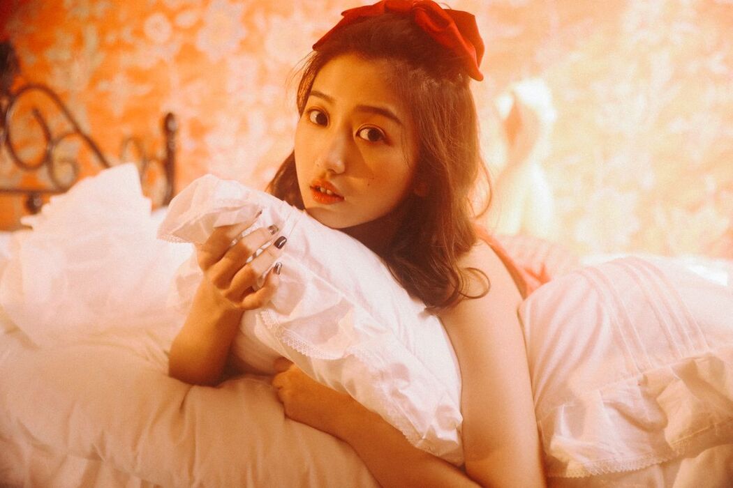 YiTuYu艺图语 Vol.3236 Yi Yi Qi