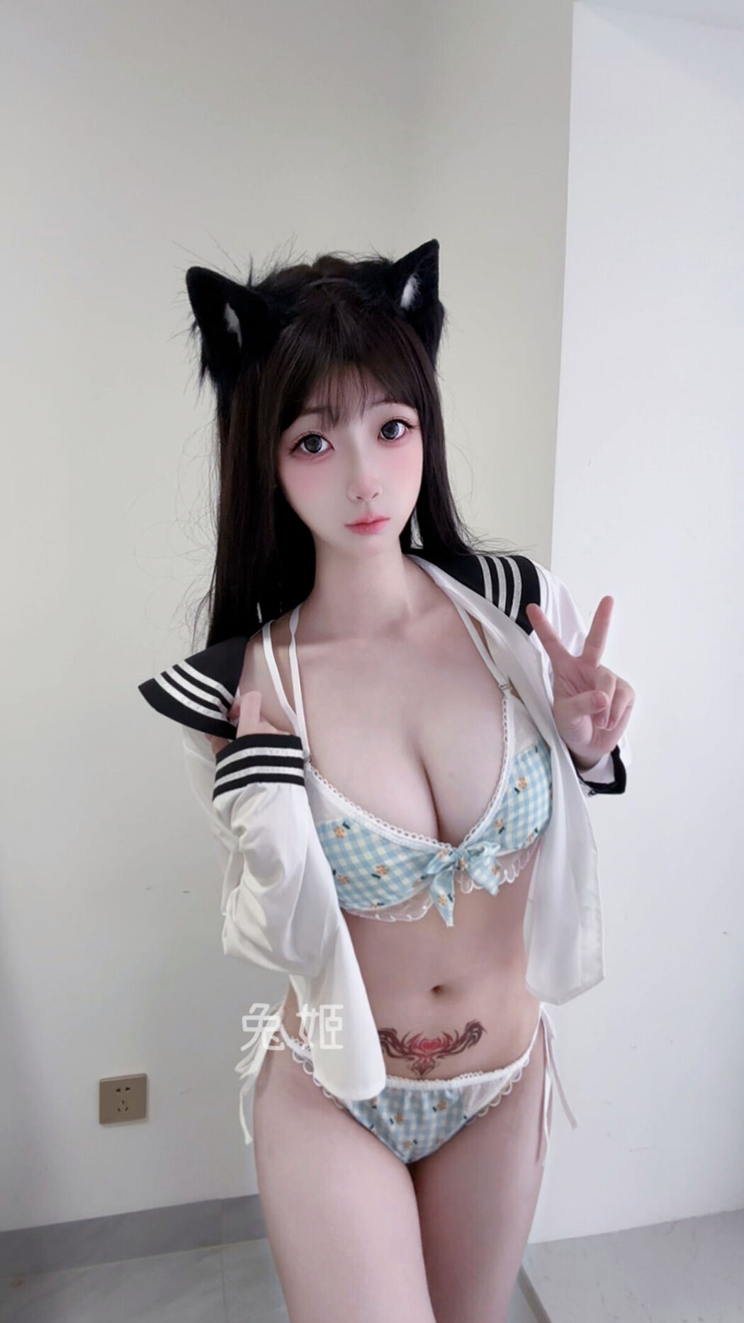 Coser@兔叽兔姬 – 12月舰长