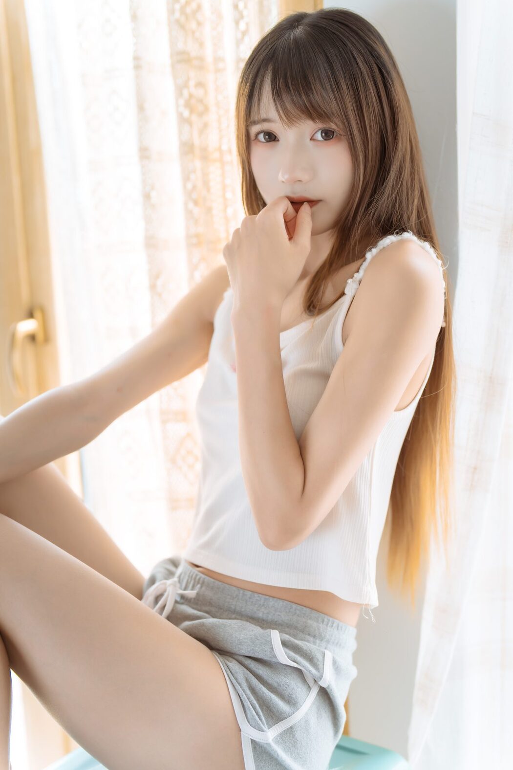 YiTuYu艺图语 Vol.3226 Tu Zi Zzz Bu Chi Hu Luo Bo