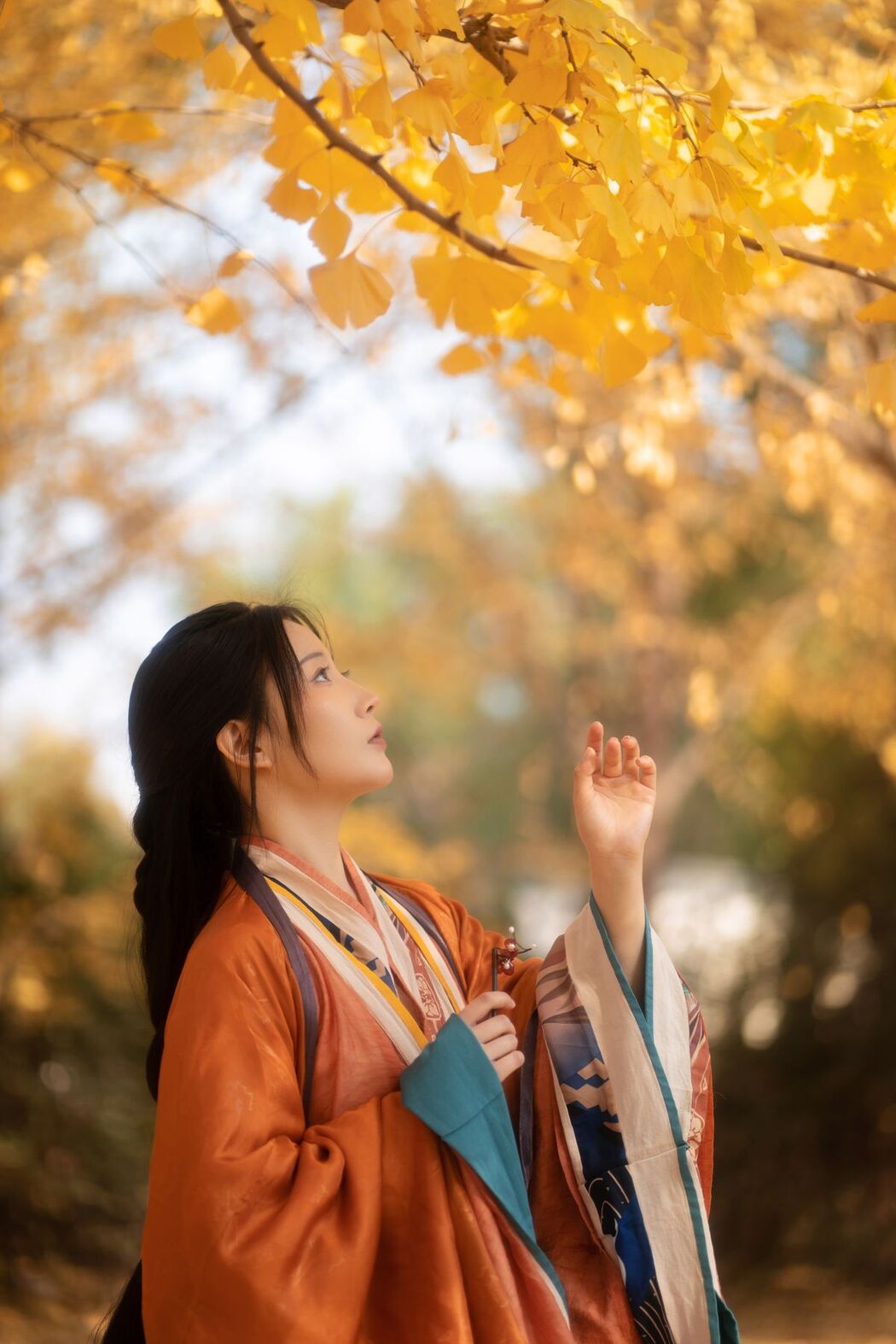 YiTuYu艺图语 Vol.3237 Ren Jian Xiao Bai Long
