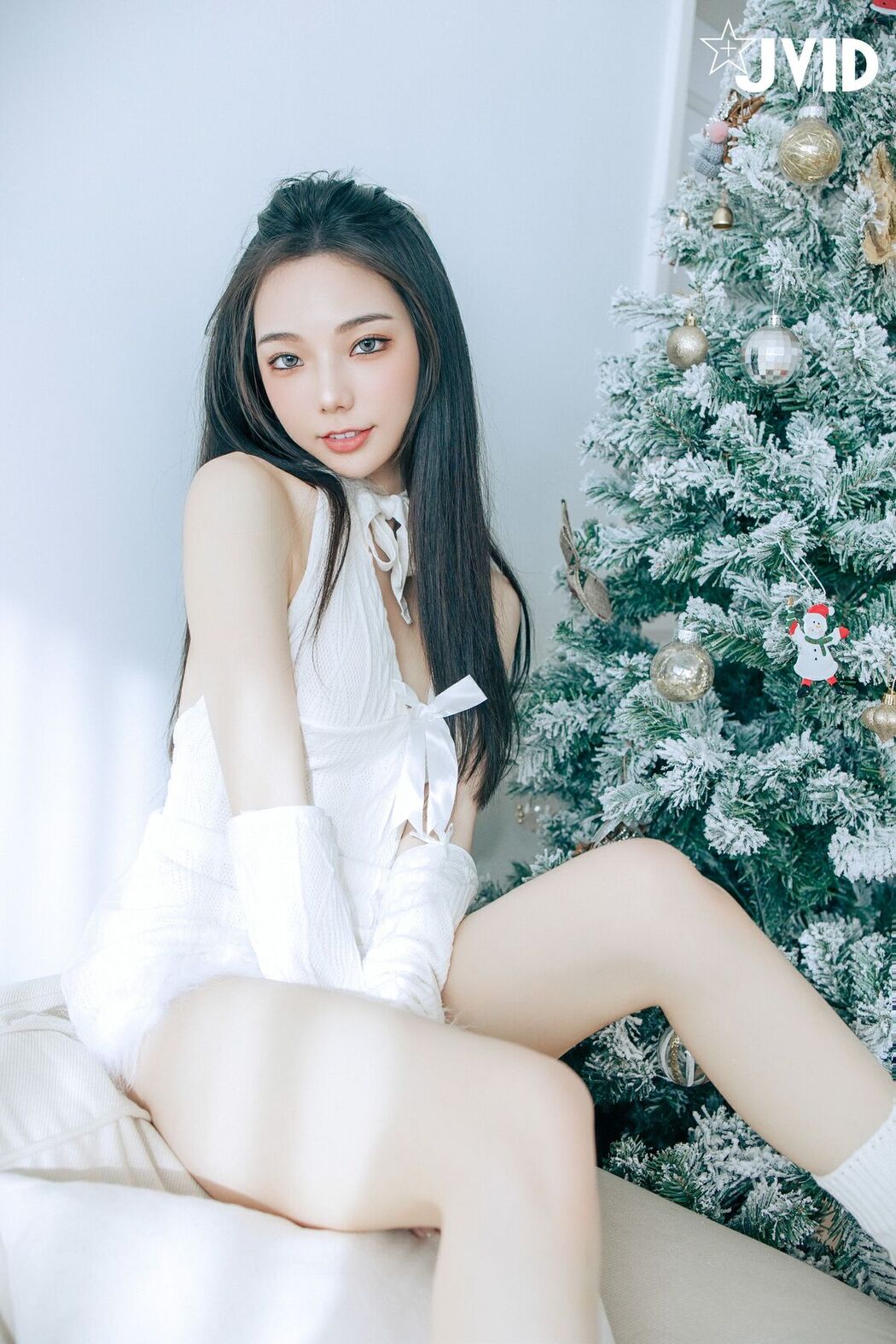 JVID Jiu Jiu 啾啾 – 純白性感小公主啾啾降臨 Part3