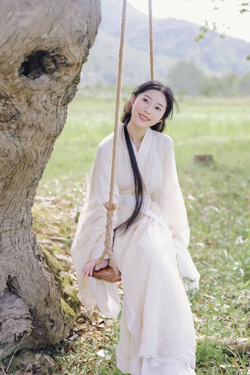 YiTuYu艺图语 Vol.3245 Fen Mian Gu Niang