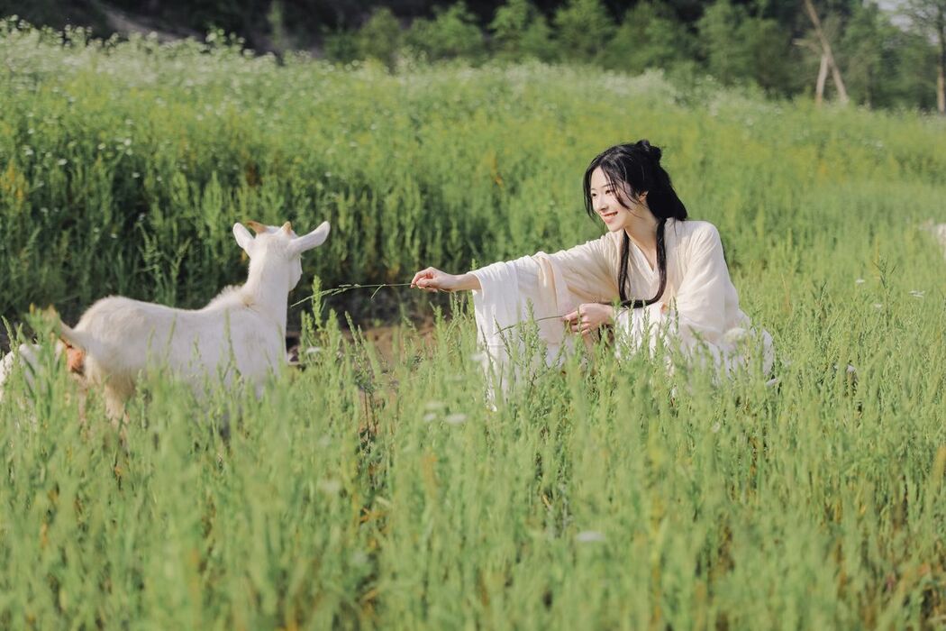 YiTuYu艺图语 Vol.3245 Fen Mian Gu Niang