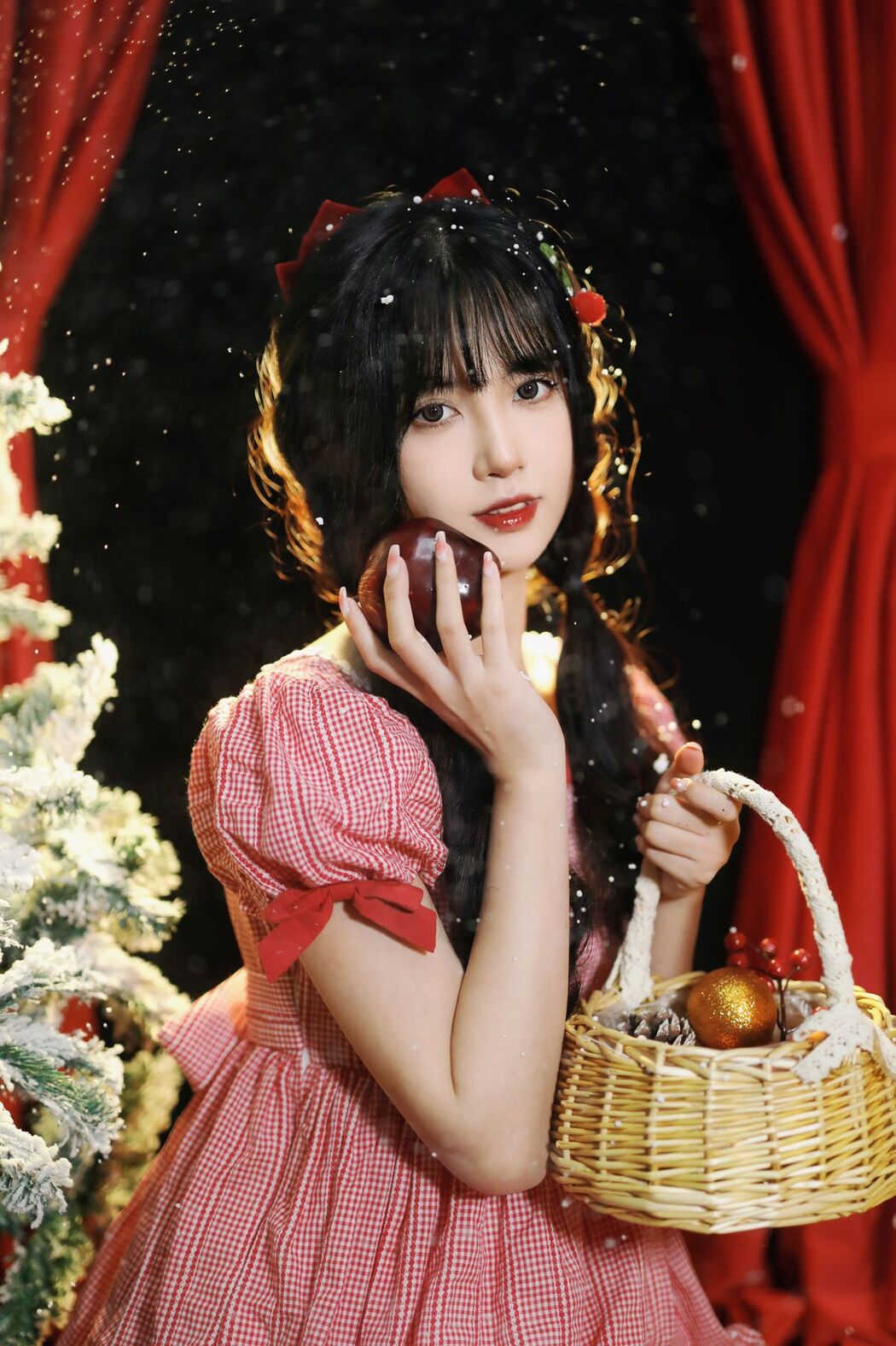 YiTuYu艺图语 Vol.3243 Jian Ying Tao Nai