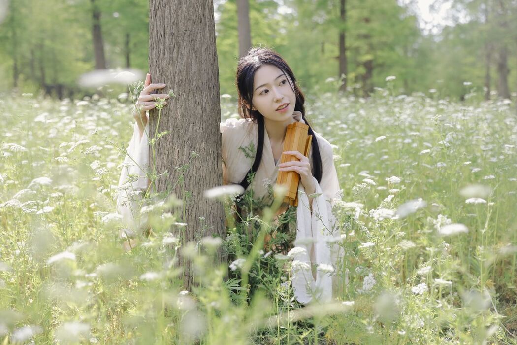 YiTuYu艺图语 Vol.3245 Fen Mian Gu Niang