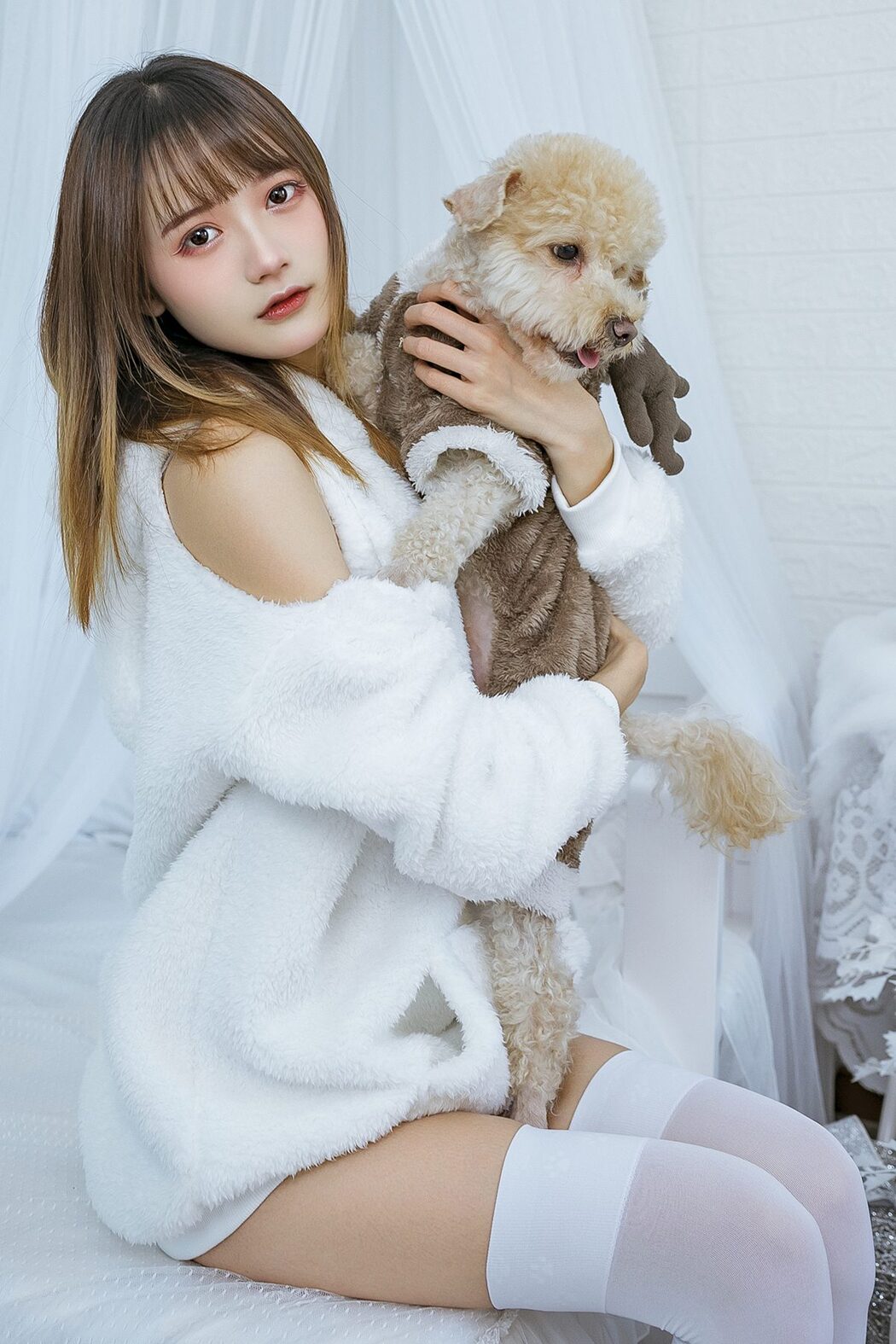 YiTuYu艺图语 Vol.3240 Tu Zi Zzz Bu Chi Hu Luo Bo Cover Photo