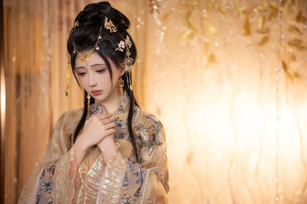 YiTuYu艺图语 Vol.3275 Qi Luo Sheng De Xiao Su Su