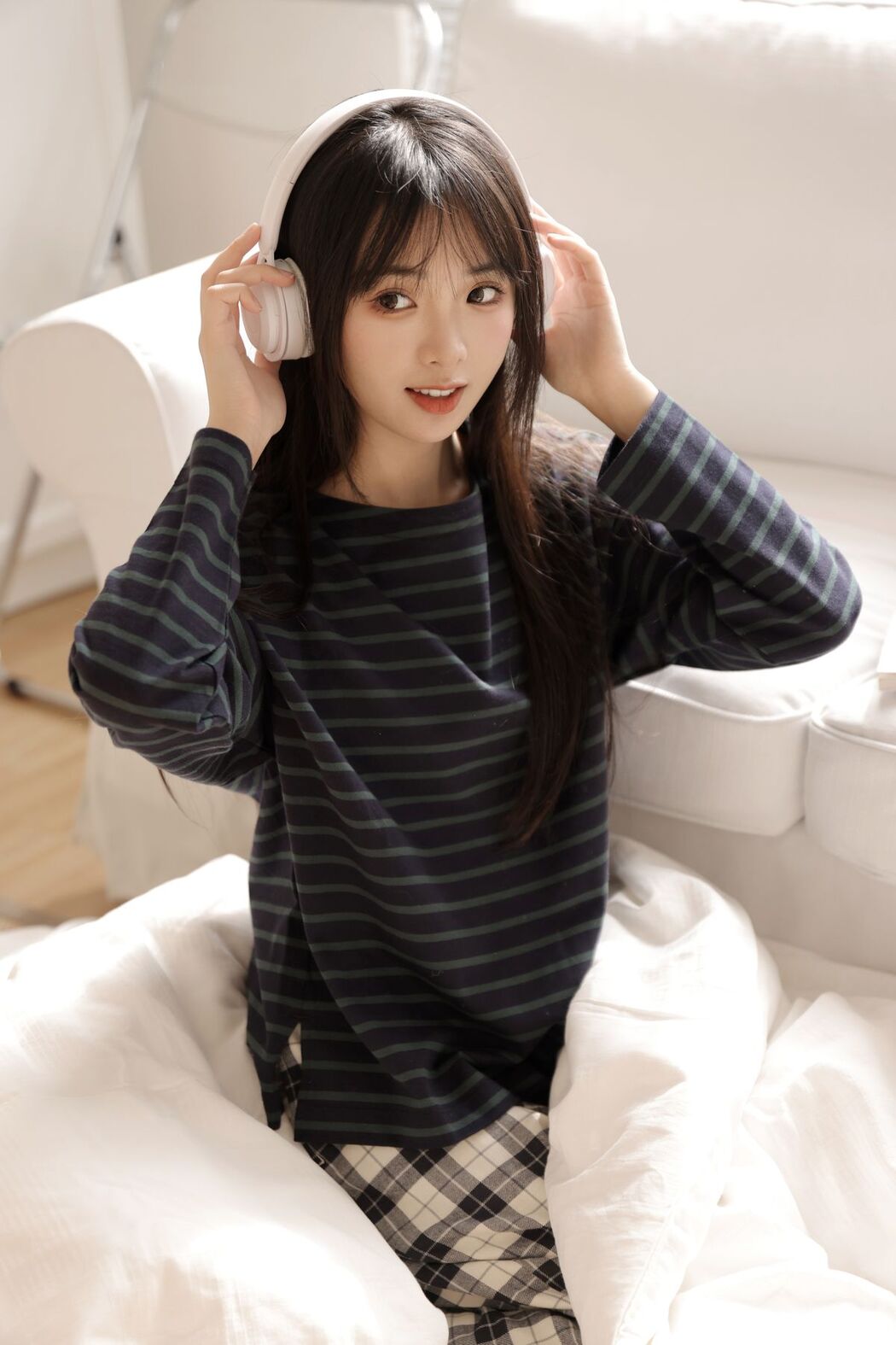 YiTuYu艺图语 Vol.3249 Li Li Zai W