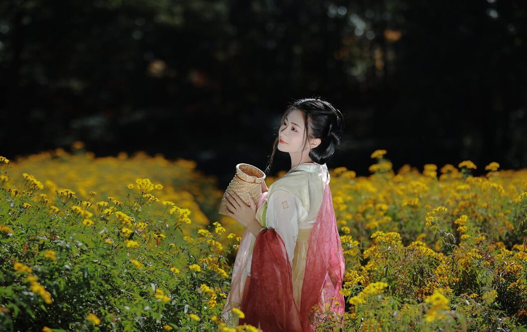 YiTuYu艺图语 Vol.3343 Xiao E Jiang Jiang Jiang