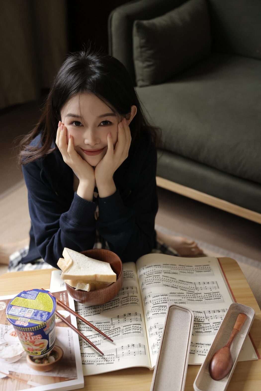 YiTuYu艺图语 Vol.3354 A Miao de Fan Fan