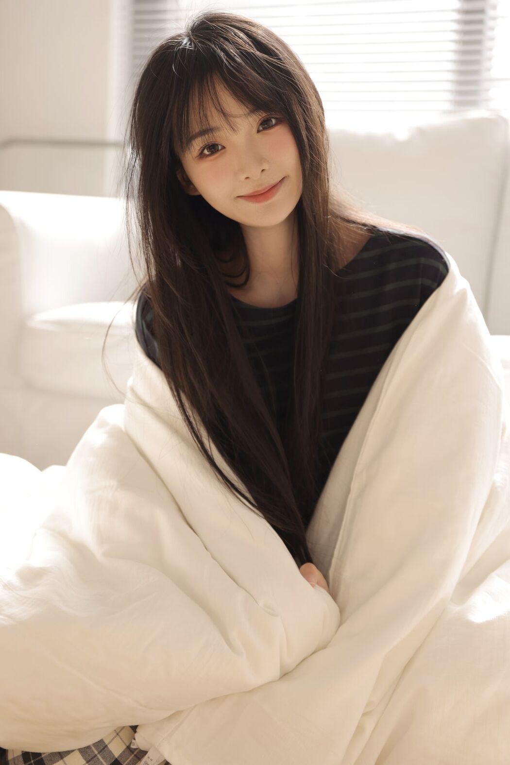 YiTuYu艺图语 Vol.3249 Li Li Zai W